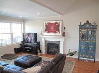 84D Round Hill Rd #D, Northampton, MA 01060