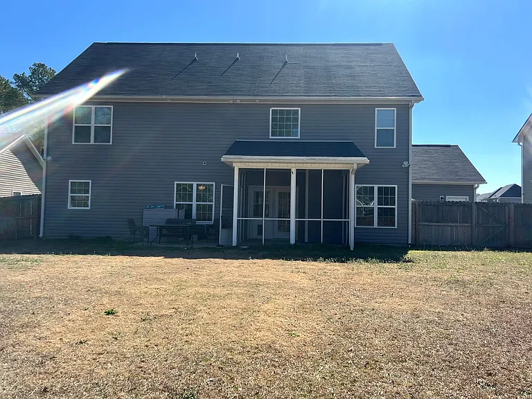 2458 Market Hill Dr — Photo 8