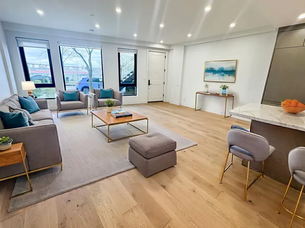 21-31 Shore Boulevard image 1 of 10