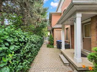 136 Clover Bloom Rd, Brampton, ON L6R 1S6