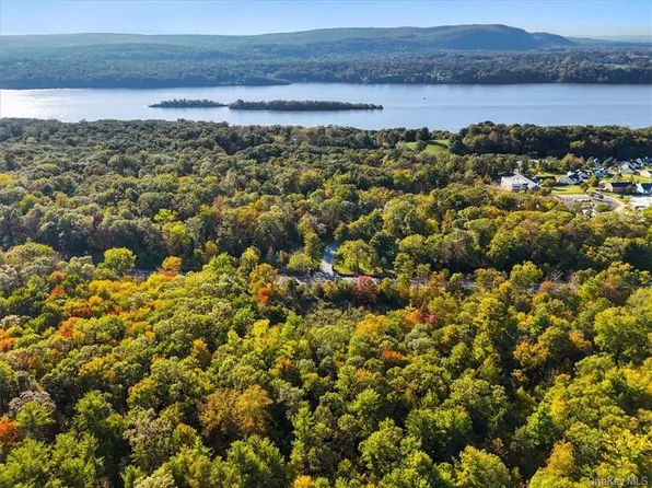 4888 Albany Post Road, Staatsburg, NY 12538