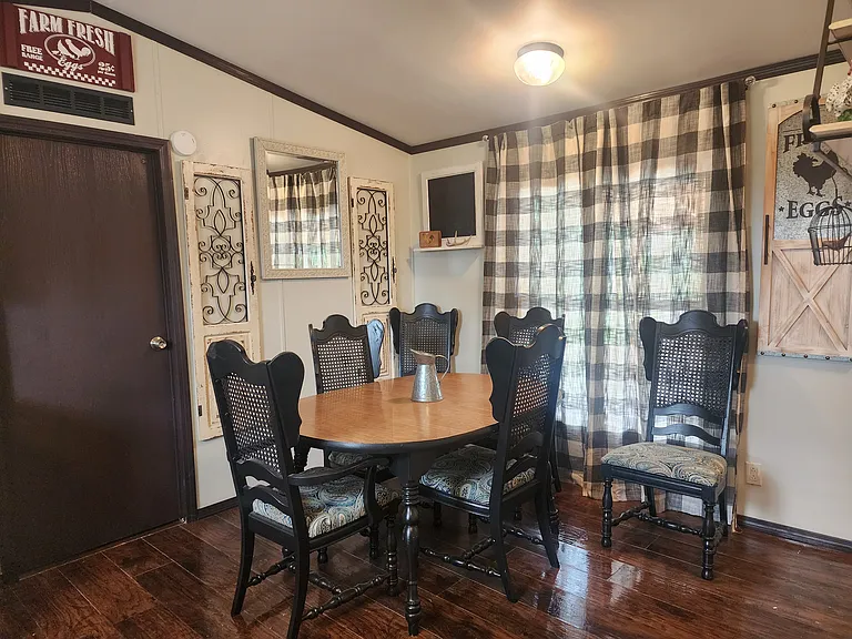 245 Frontier Trl — Photo 11