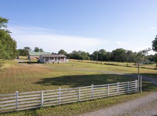 106312 S 4670th Rd, Sallisaw, OK 74955