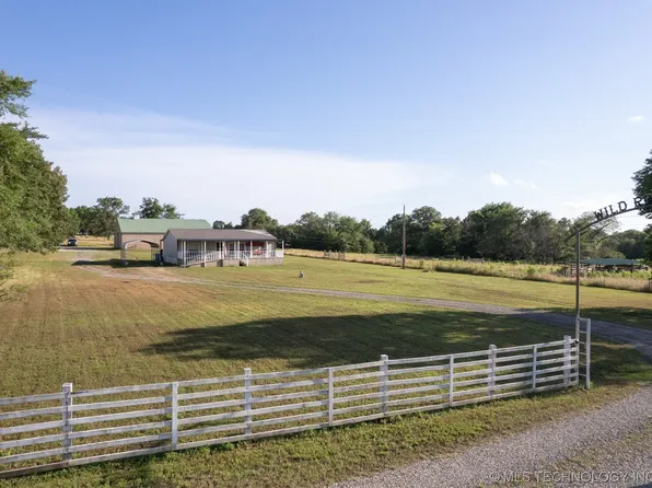 106312 S 4670th Rd, Sallisaw, OK 74955