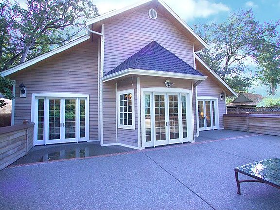 5th image of 11417 Gravelly Lake Dr SW