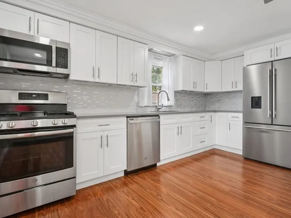 (undisclosed Address), Lyndhurst, NJ 07071