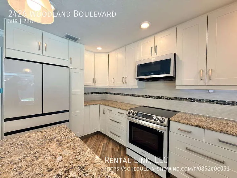 2426 Woodland Blvd — Photo 19