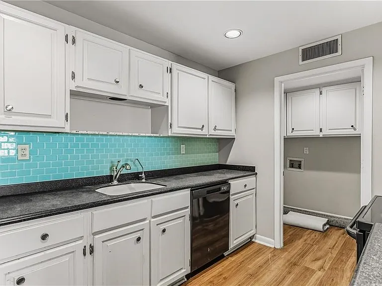 520 S Chaparral St #501 — Photo 10