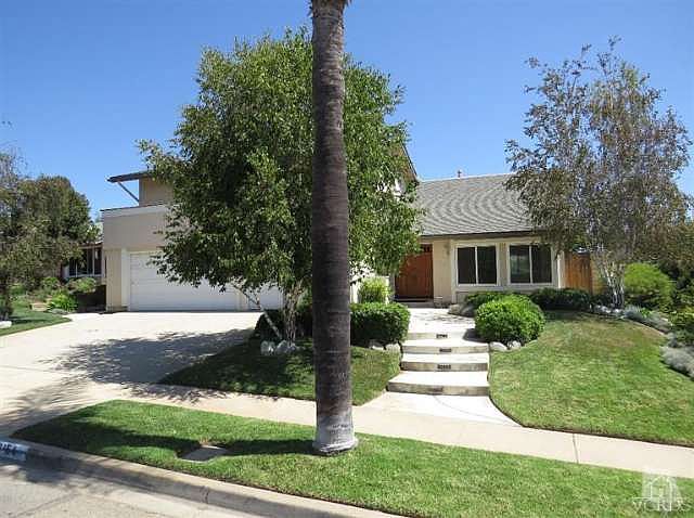 1st image of 2154 N Glenbrook Ave