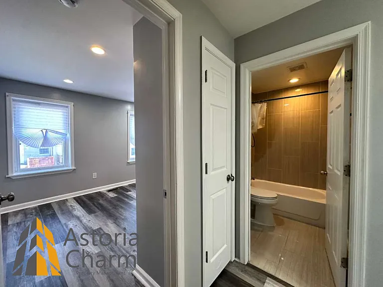 2609 Hampden Ave — Photo 13