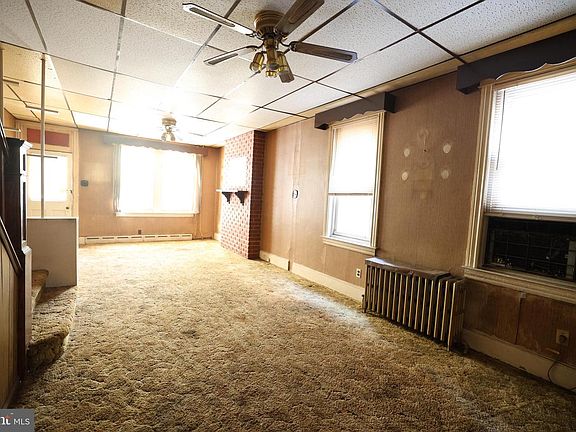 3rd image of 6628 Vandike St
