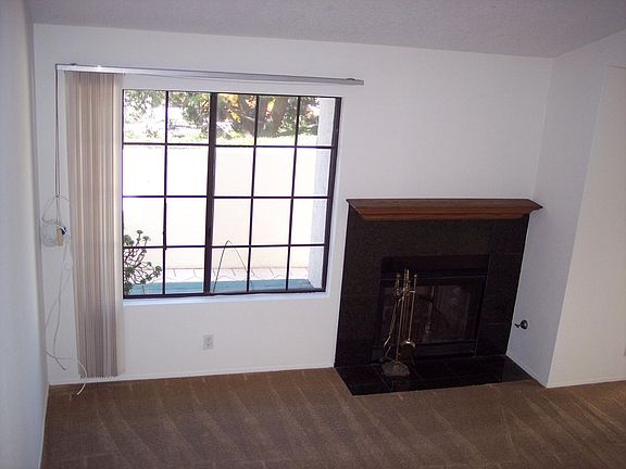 3rd image of 4185 Porte De Palmas Unit 168