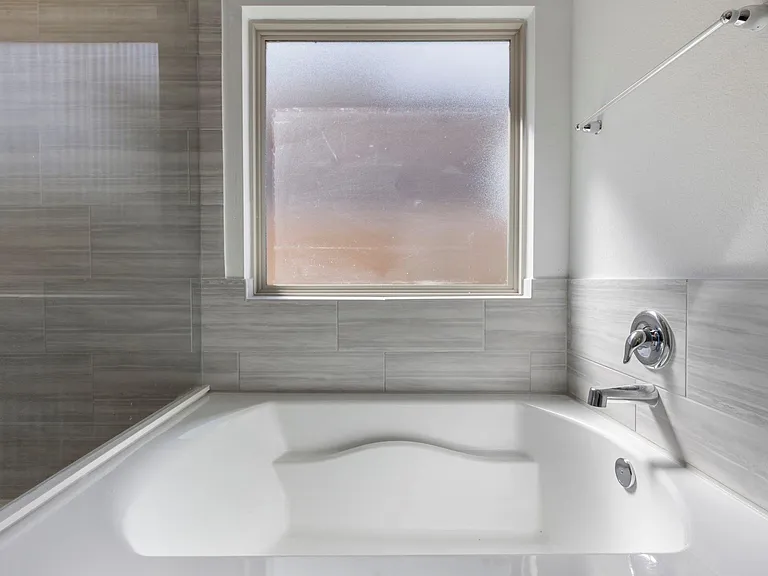 1144 Purple Orchid St — Photo 32