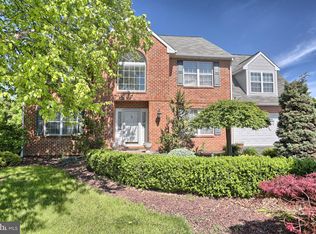 135 Lucinda Ln, Wyomissing, PA
