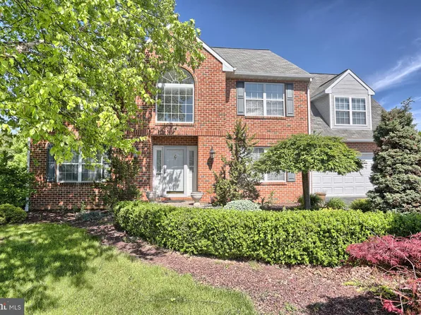 135 Lucinda Ln, Wyomissing, PA 19610