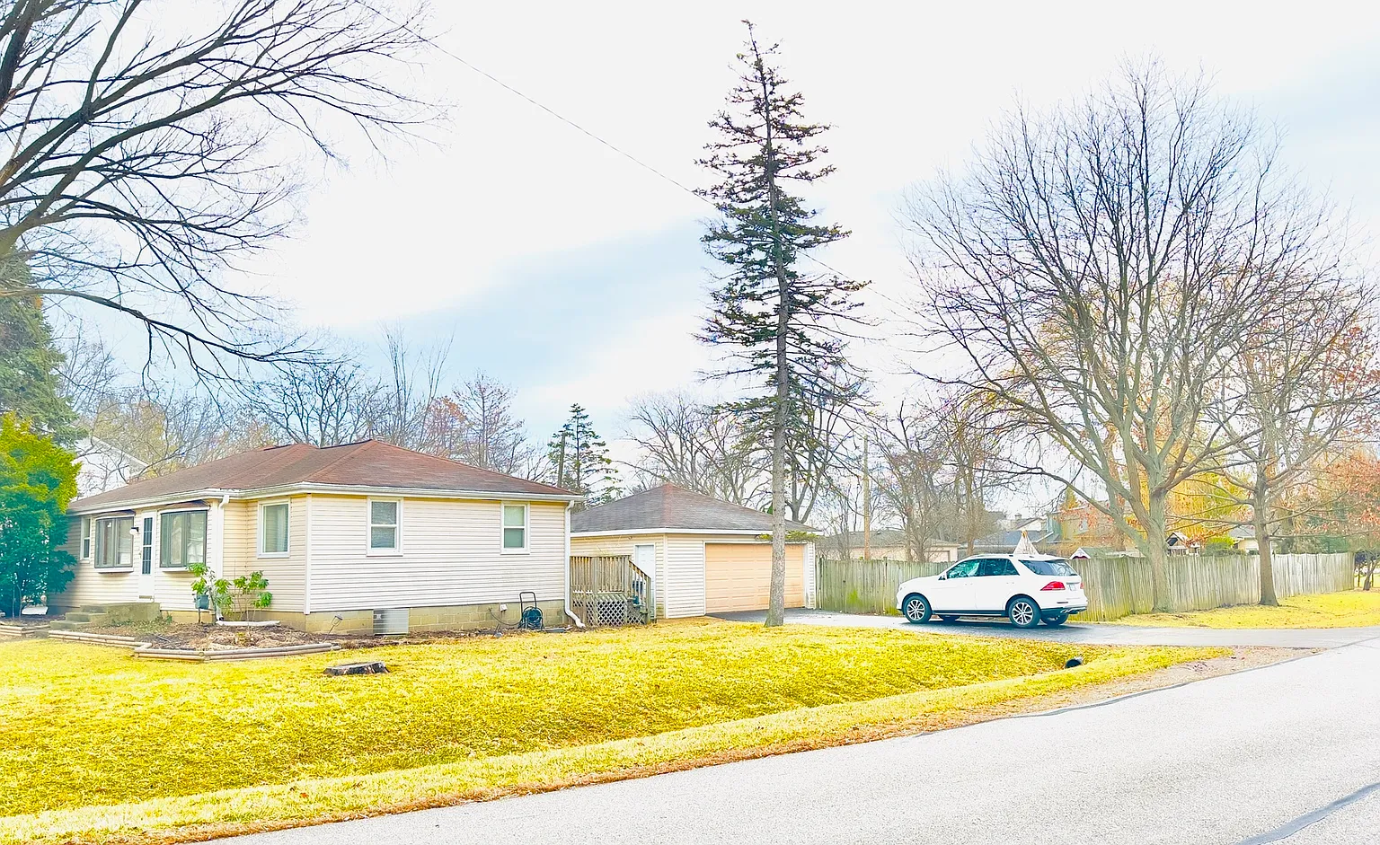 15275 W Walnut Dr photo 1
