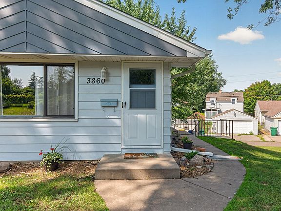 5th image of 3860 2 1/2 St NE