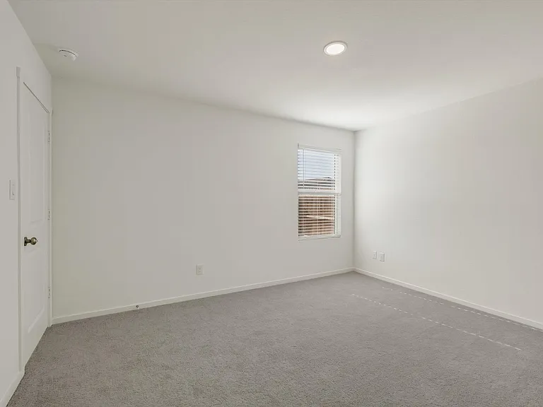 7311 Adam Star — Photo 8