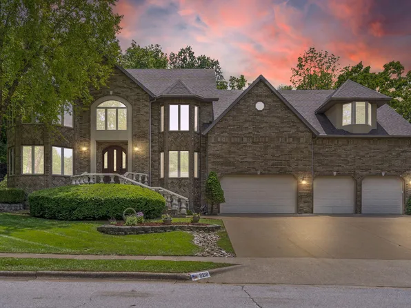 2212 E Nottingham Street, Springfield, MO 65804