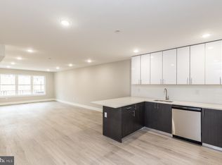1724 N Marshall St #B, Philadelphia, PA 19122