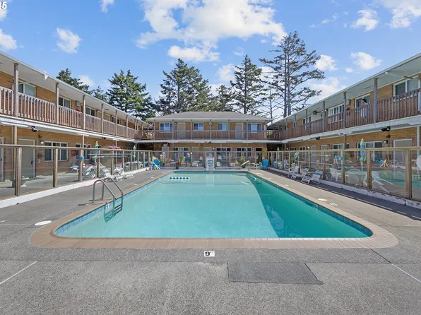 2233 Beach Dr #43, Seaside, OR 97138