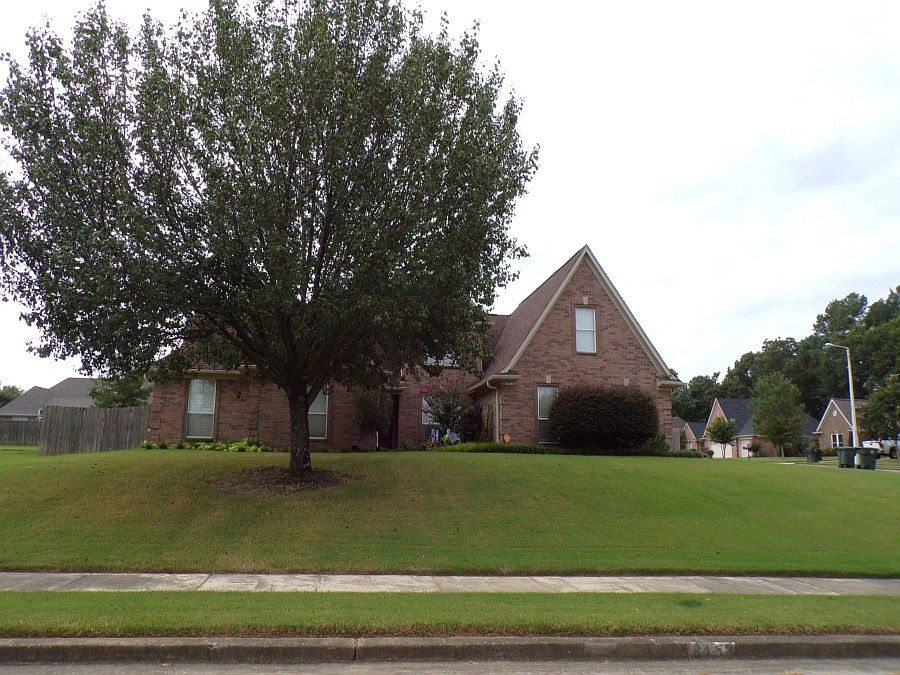 1st image of 8453 Wolf Willow Ln