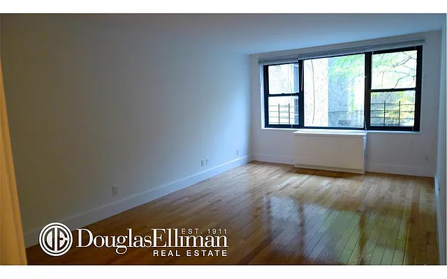 Rented by Douglas Elliman | media 14