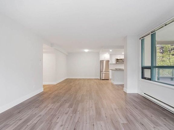 2nd image of 150 Keith Rd E #904