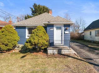 5608 Byng Ave, Niagara Falls, ON L2G 5C7