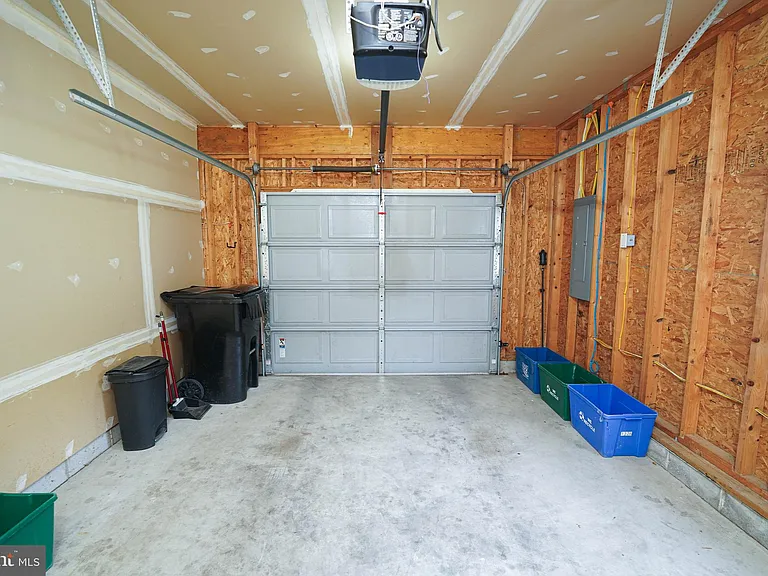 1331 Aspen Dr — Photo 40