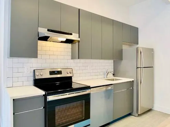 346 Stanhope Street image 1 of 21