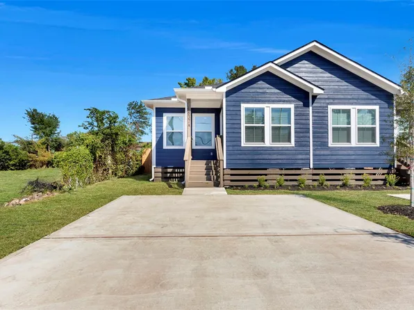 4837 Paula St #A, Houston, TX 77033