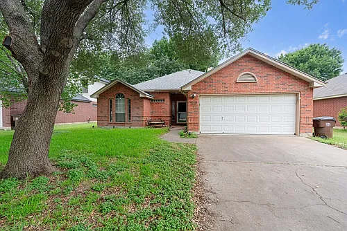 2306 Raintree Path Photo 1 2306 Raintree Path Photo 1