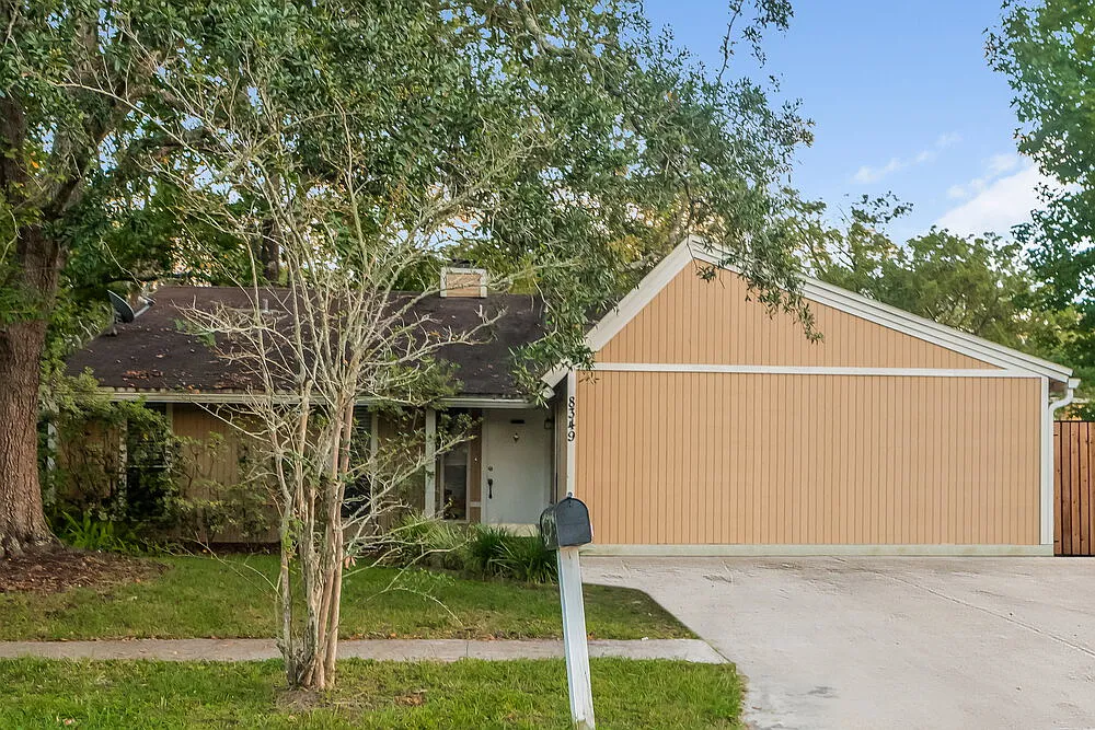 3 bed, 2.0 bath, 1548 sqft, $1,855 — Photo 1