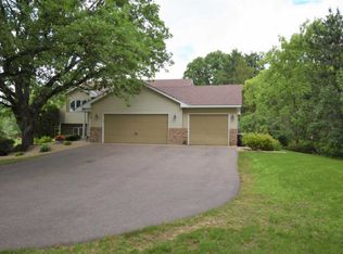 215 221st Ave NW, Oak Grove, MN 55011