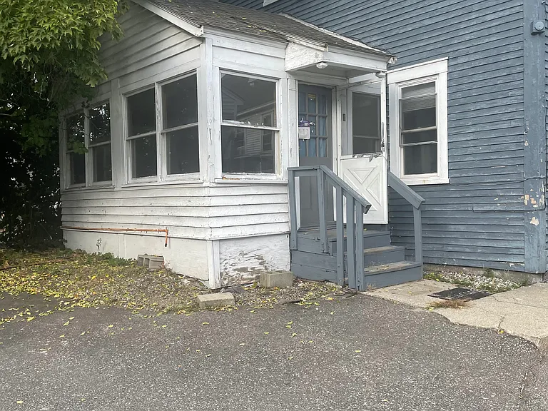 8 Maple St #1 — Photo 10