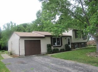 104 Westrock Farm Dr, Englewood, OH