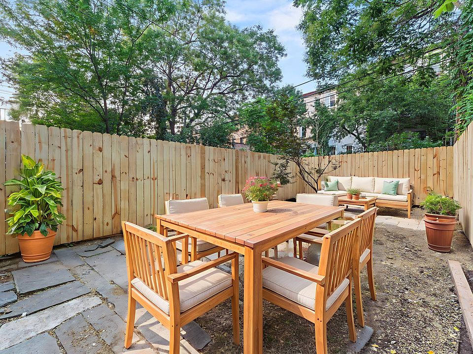 1st image of 33 Park Pl #1A
