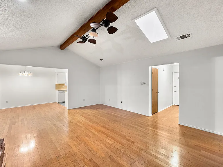 6436 Ridglea Dr — Photo 7