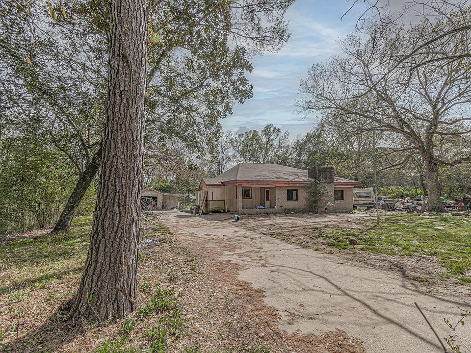 1st image of 24786 Pecan Dr