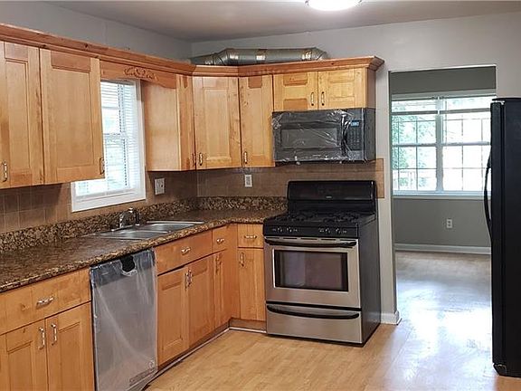 4th image of 4615 Sugarloaf Pkwy