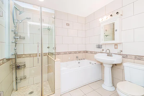 Sold by REMAX Distinguished Homes | media 6