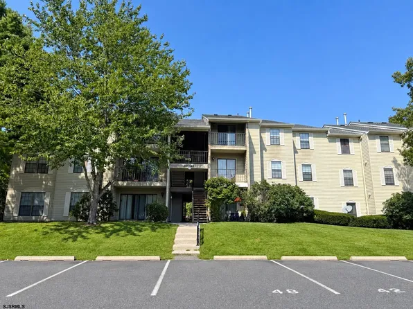 44 Colonial Ct #44, Absecon, NJ 08205