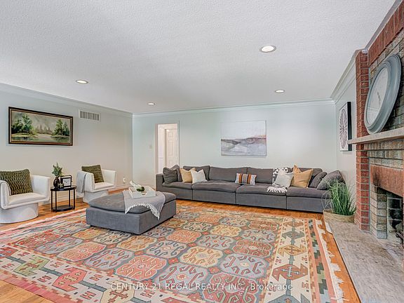 3rd image of 52 Ranee Ave