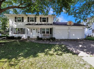 3320 Inverary Dr, Lansing, MI