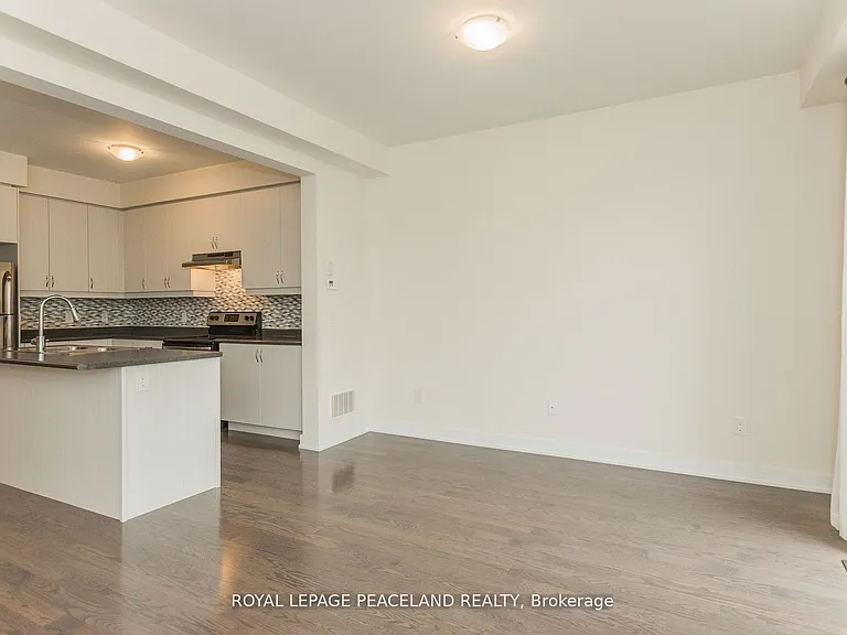 41 Dariole Dr — Photo 11