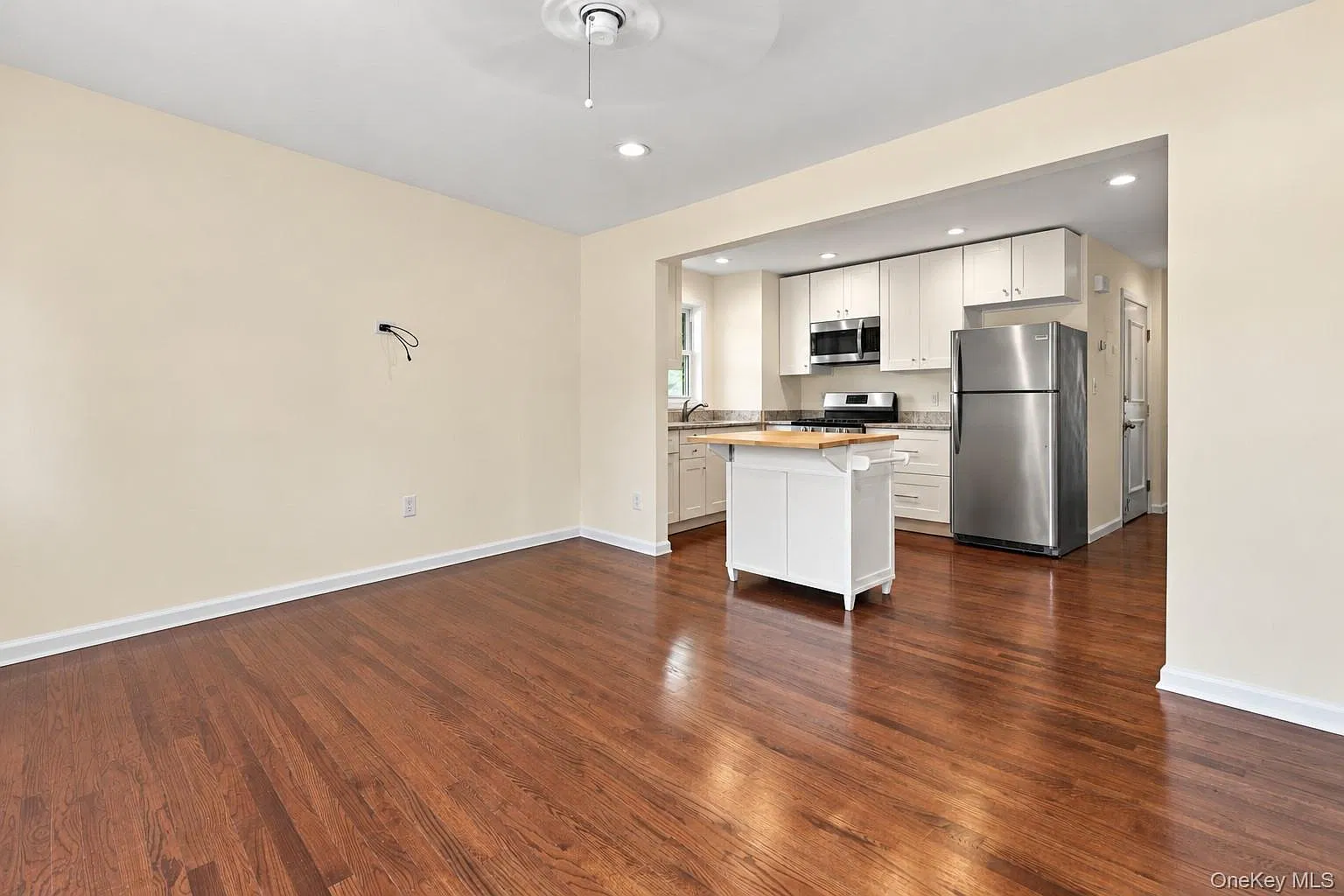 2 bed, 1.0 bath, 1000 sqft, $2,550 — Photo 3