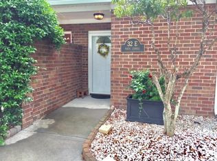 32 Poets Cor APT E, Charleston, SC 29412
