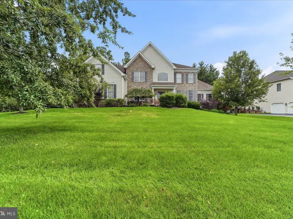 13 Poplar Rd, Chadds Ford, PA 19317