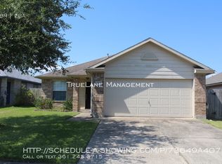 7905 Calgary Dr, Corpus Christi, TX 78414